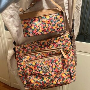 Giani Bernini Floral Crossbody Bag + Matching Wristlet Set Boho Vibes